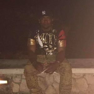 Meet your Posher, Robert